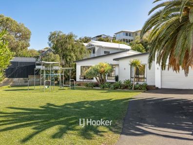 25 Iluka Road, Binningup WA 6233