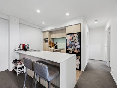 126/1 Rowe Avenue, Rivervale WA 6103