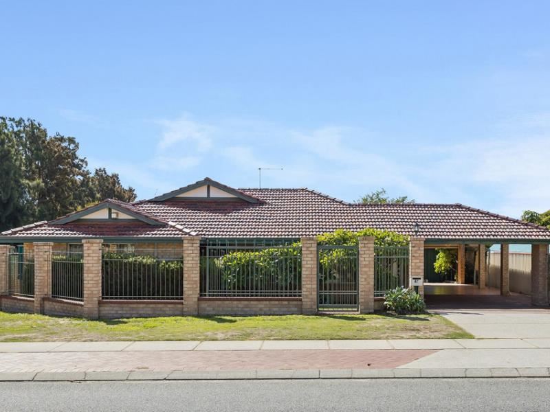 47 Rawlinson Drive, Marangaroo WA 6064