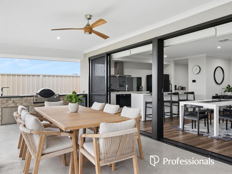 44 Carnegie Parade, Success WA 6164