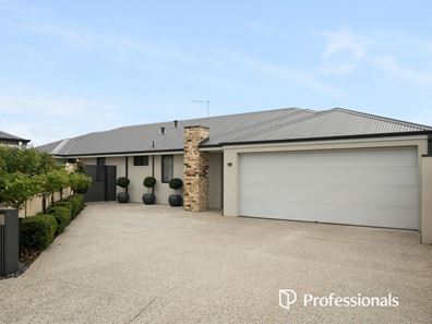 44 Carnegie Parade, Success WA 6164