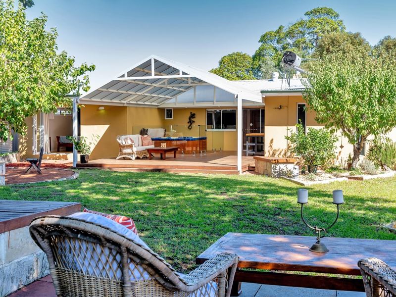 44 Redwood Crescent, Melville
