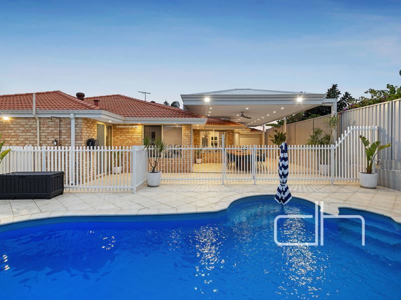6 Dorneywood Way, Landsdale WA 6065