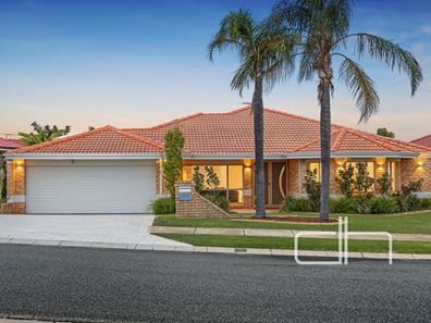 6 Dorneywood Way, Landsdale WA 6065