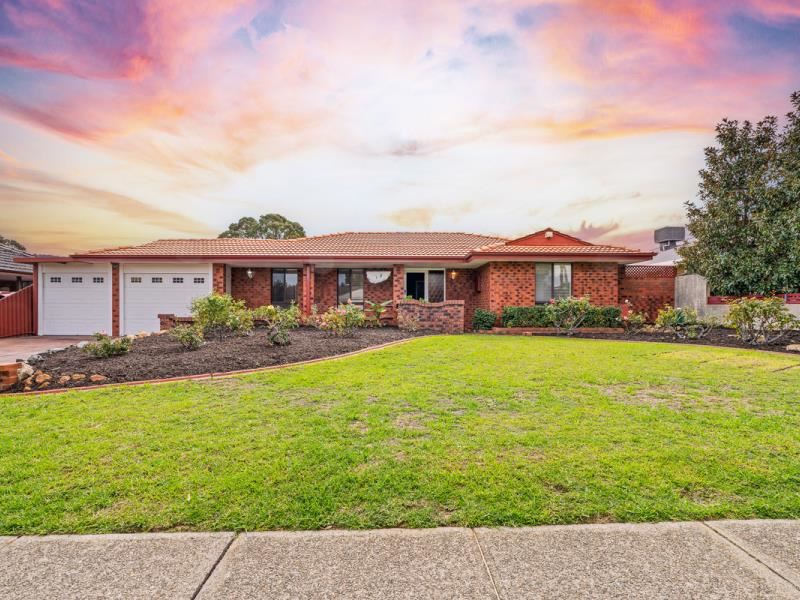 12 Cadogan Street, Kingsley WA 6026