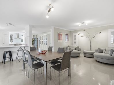 44A Davy Street, Alfred Cove WA 6154