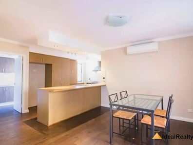 16B Vermont street, Nollamara WA 6061