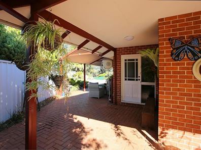 8A Kau Close, Australind WA 6233