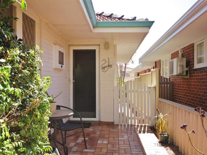 21 WAVERLEY STREET, South Perth WA 6151