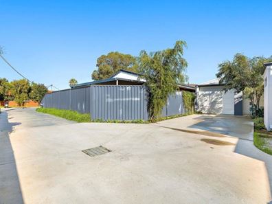 4A Netley Place, Armadale WA 6112