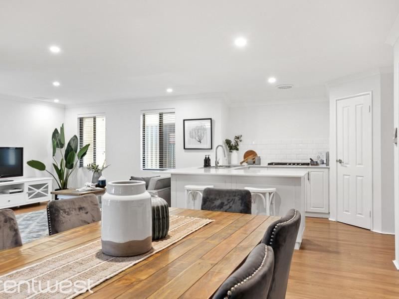 9 Marden Grange, Aveley WA 6069