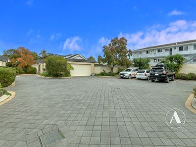 4/125 Watkins  Street, White Gum Valley WA 6162