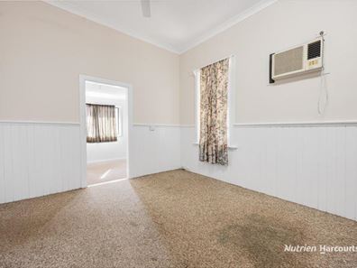 36 Essex Street, Northampton WA 6535