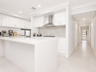 25 Lustre Road, Bennett Springs WA 6063