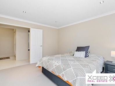 29 Yellowwood Avenue, Piara Waters WA 6112