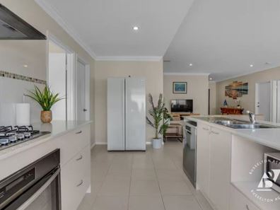 33 Carey Street, Busselton WA 6280