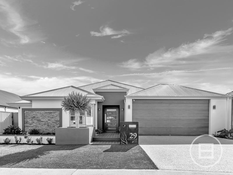 29 Oakwood Gate, Meadow Springs WA 6210