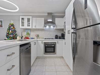 66A Ravenswood Drive, Nollamara WA 6061