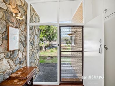 69 Old York Road, Greenmount WA 6056