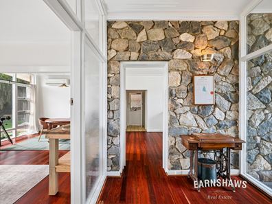 69 Old York Road, Greenmount WA 6056