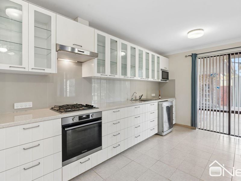 2 Tummell Court, Seville Grove WA 6112