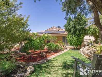 9 Lacebark Court, Halls Head WA 6210