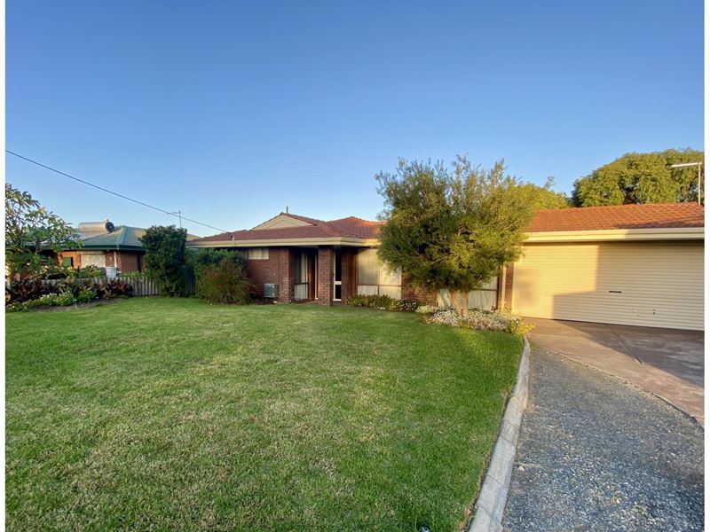4 Pericles Court, Rockingham WA 6168