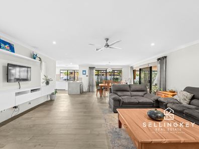 8 Diosma Way, Canning Vale WA 6155