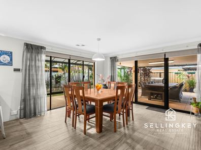 8 Diosma Way, Canning Vale WA 6155