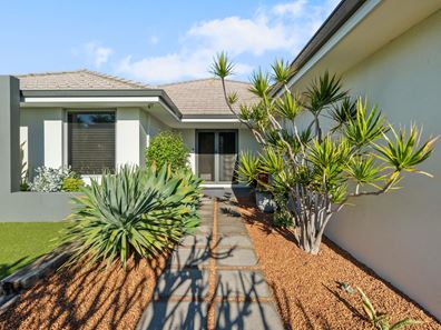 3 Anglesea Way, Madora Bay WA 6210