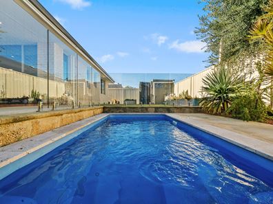 3 Anglesea Way, Madora Bay WA 6210
