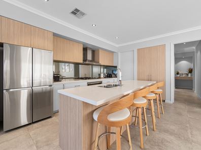 8A Randall Street, Dianella WA 6059