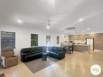 7 Wallaby Street, Baynton WA 6714
