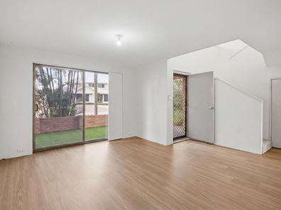 10/198 Chapman Road, Beresford WA 6530
