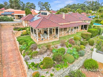 5 Balliol Court, College Grove WA 6230
