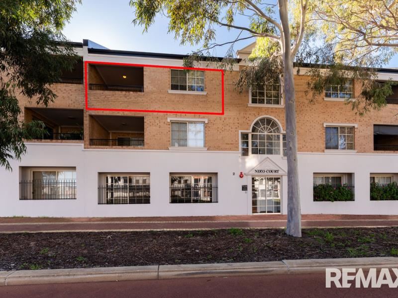 18/2 Plaistow Street, Joondalup WA 6027