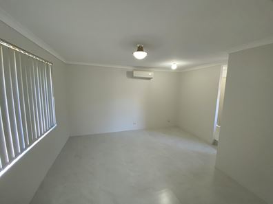 11 Snowberry Retreat, Mirrabooka WA 6061
