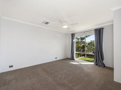 18 Warriedar Way, Golden Bay WA 6174