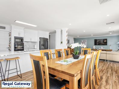 9 Freycinet Circuit, Aubin Grove WA 6164
