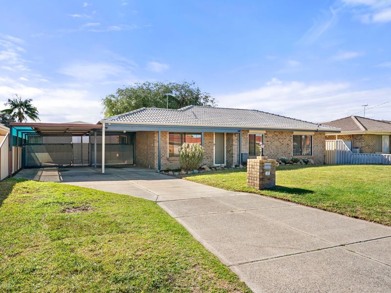 17 Lakemba Way, Waikiki