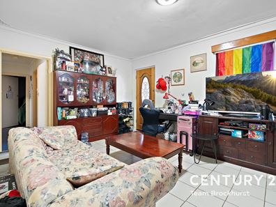 77 Victoria Parade, Midvale WA 6056
