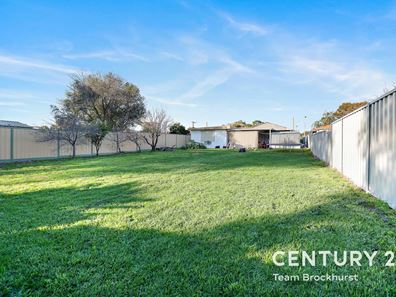 77 Victoria Parade, Midvale WA 6056