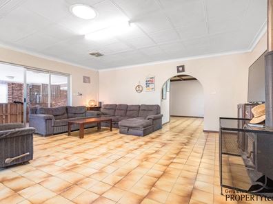 17A Trant Road, Moresby WA 6530
