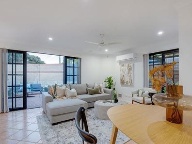 1A Phillips Grove, Innaloo WA 6018