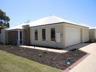 4 Turon Street, Morley WA 6062