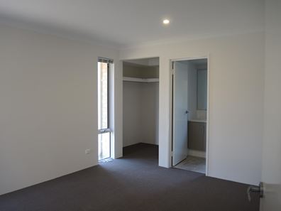 4 Turon Street, Morley WA 6062