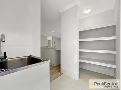 30 Orchardleigh Boulevard, Lakelands WA 6180