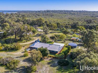 111 Kangaroo Loop, Birchmont WA 6214