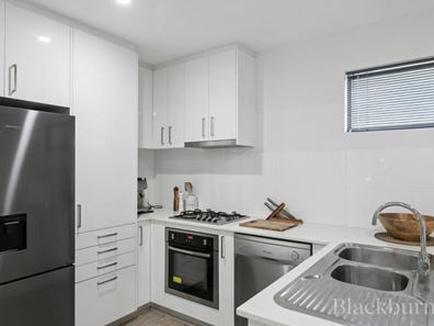 5/7 Mahlberg Avenue, Woodlands WA 6018