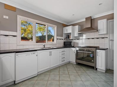 5 Blackall Place, South Kalgoorlie WA 6430